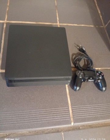 ps4-slim-500-gb-logitech-g29-h-shifter-big-2