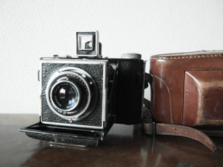 stary-fotoaparat-milona