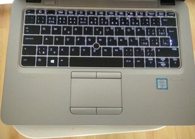 hp-elitebook-820-g3-intel-core-i5-8gb-ram-ssd-linux-big-2