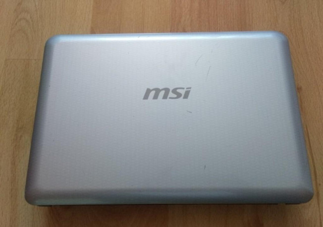 predam-polofunkcny-netbook-msi-u135-big-1