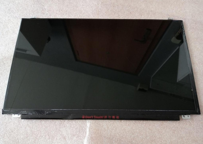predam-156-led-slim-displej-b156xtn07-big-0
