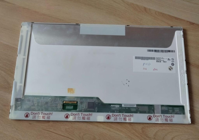 156-led-lcd-displej-z-notebooku-full-hd-b156hw01-big-1