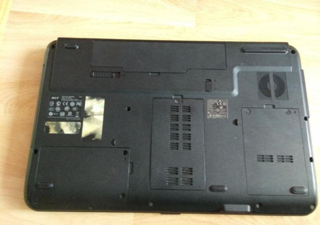 predam-na-opravu-diely-notebook-acer-aspire-7715-big-3