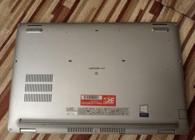 predam-nefunkcny-notebook-dell-latitude-5420-big-3