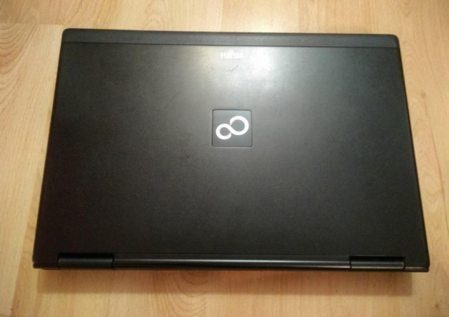 predam-nefunkcny-notebook-fujitsu-celsius-h700-big-1