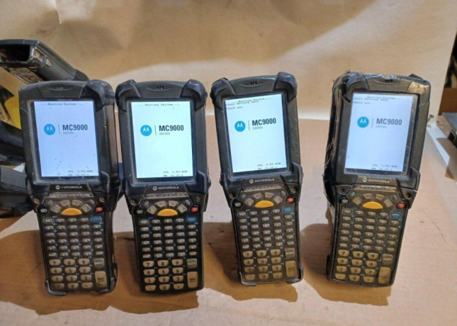 7x-mobilny-terminal-motorola-symbol-mc9090-big-1