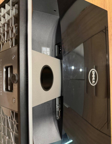 24-monitor-dell-big-3