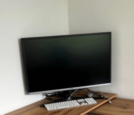 monitor-samsung-uhd-business-monitor-big-0