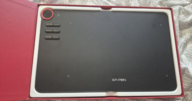 graficky-tablet-xp-pen-deco-03-kompletne-balenie-v-krabici-big-0