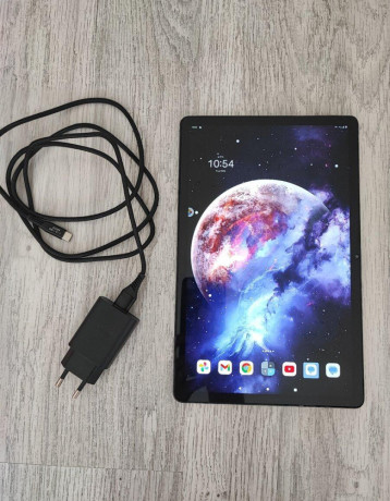 tablet-lenovo-big-0