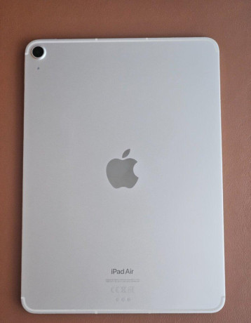 ipad-air-5th-gen-5g-wifi-big-1