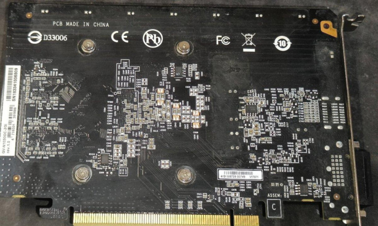 gigabyte-geforce-gt-1030-oc-2g-big-2