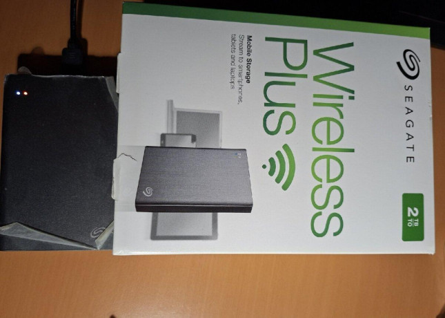 seagate-2tb-wireless-plus-mobile-hdd-with-built-in-wi-fi-big-3