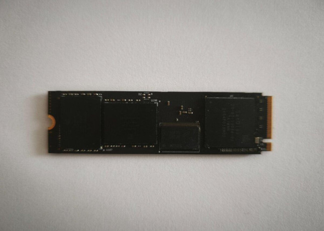 western-digital-black-sn850x-4tb-m2-2280-nvme-big-0