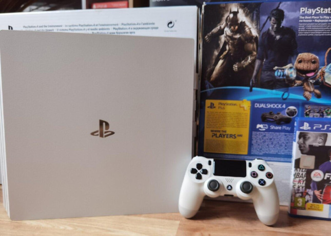 ps4-pro-1tb-glacier-white-big-2