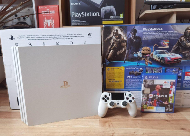 ps4-pro-1tb-glacier-white-big-0