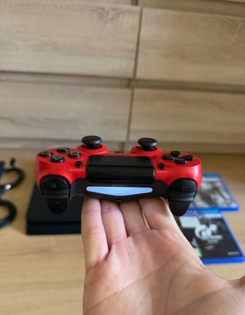 sony-playstation-4-slim-500gb-original-ovladac-a-ps4-hry-big-2