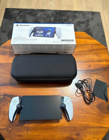 playstation-portal-biely-pre-ps5-big-0