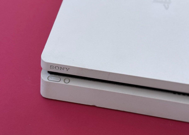 playstation-4-slim-white-500gb-big-2