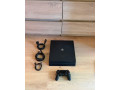 sony-playstation-4-pro-1tb-original-ovladac-a-kabelaz-small-0