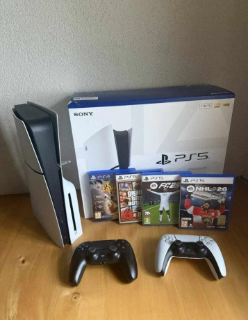 playstation-5-slim-2-ovladace-5-hry-big-0