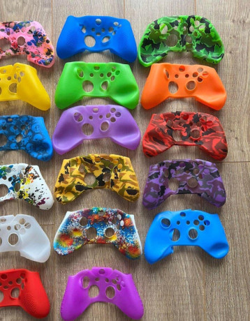 ochranne-gumy-na-ovladac-xbox-one-big-1