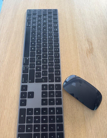 predam-apple-klavesnicu-apple-magic-mouse-big-1