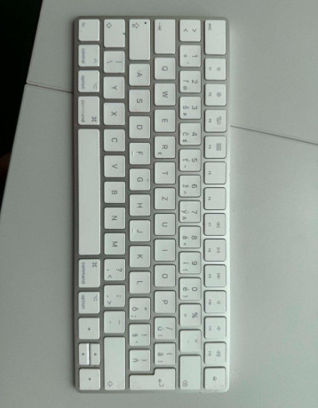 apple-magic-keyboard-big-0