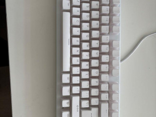 klavesnica-hracia-genesis-thor-303-tkl
