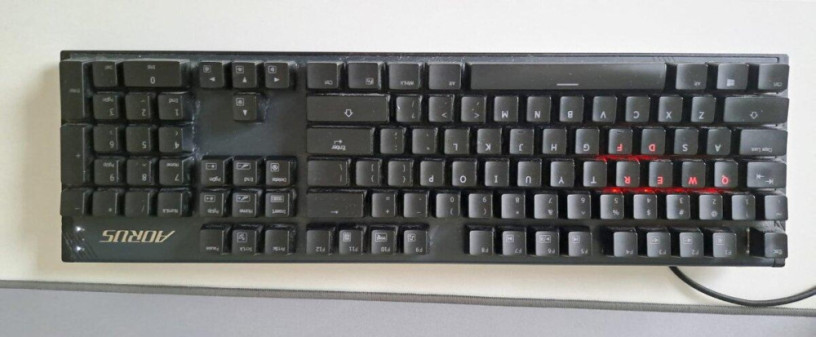 mechanicka-herna-klavesnica-gigabyte-aorus-k1-cherry-mx-re-big-1