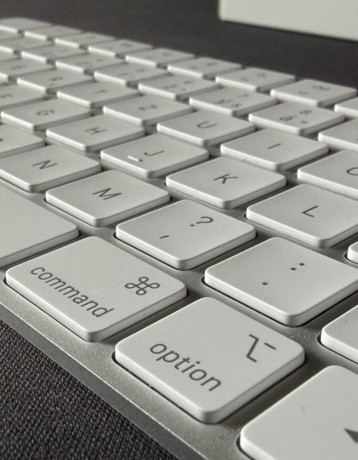 apple-magic-keyboard-s-usb-c-a-touchid-big-3