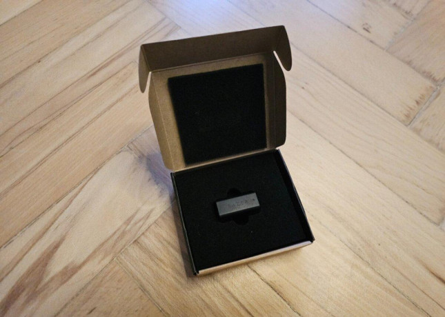 razer-hyperpolling-wireless-dongle-big-1