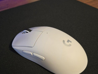 logitech-pro-x-superlight-2-v-zaruke