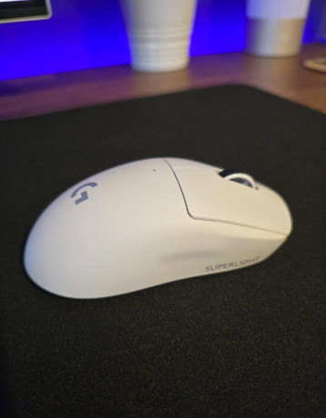 logitech-pro-x-superlight-2-v-zaruke-big-2