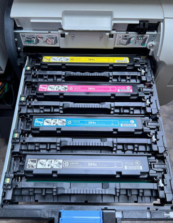 hp-color-laserjet-cm2320fxi-mfp-big-1