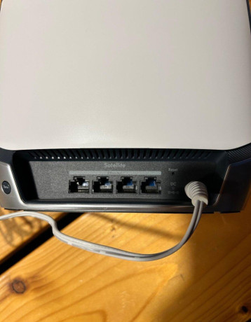 netgear-orbi-rbs850-wi-fi-6-ax6000-mesh-satelit-big-3