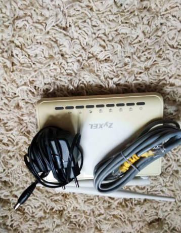 rouiter-tp-link-a-zyxel-big-1