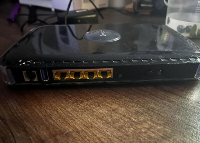 netgear-dgn3500b-big-3