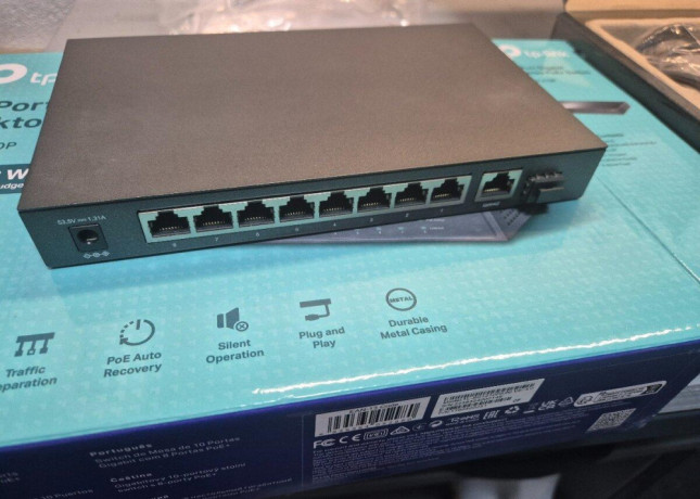 tp-link-10-port-gigabit-desktop-poe-switch-big-2