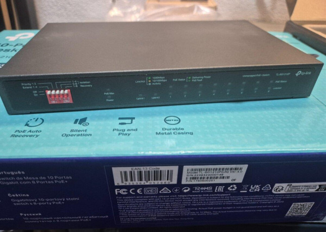 tp-link-10-port-gigabit-desktop-poe-switch-big-1