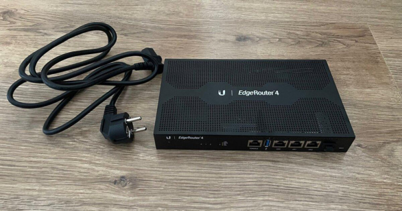 unifi-edgerouter-4-ubiquiti-er-4-big-0