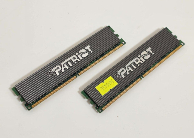 patriot-pdc24g6400llk-ddr2-800-4gb-big-0