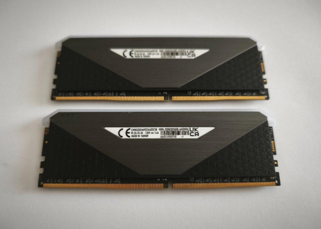 corsair-vengeance-rgb-rt-32gb-kit-2x16gb-4600mhz-cl18-big-1