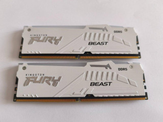 kingston-fury-white-rgb-ddr5-32gb-kit-2x16-6000mhz-cl36