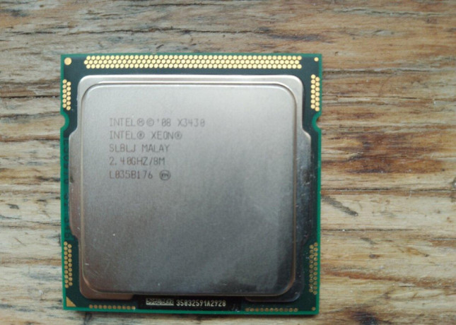procesor-xeon-x3430-soc1156-big-0