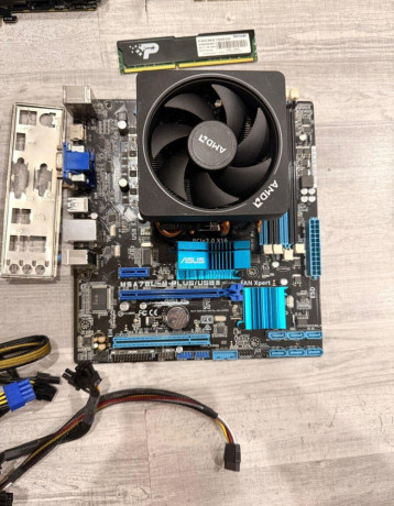 amd-fx8350-asus-am3-doska-8gb-ram-chladic-s-rgb-big-0