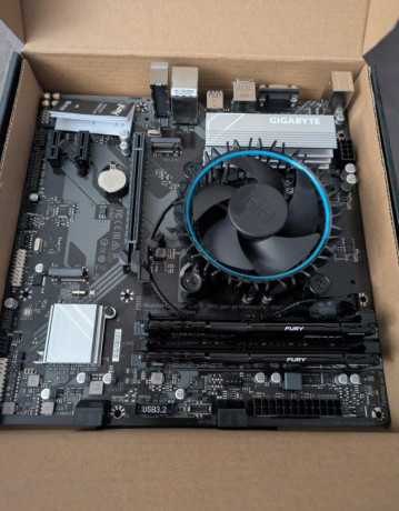 predam-set-gigabyte-b760m-intel-i3-14100f-16gb-ram-ddr4-big-0