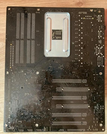 asus-m3a32-mvp-deluxe-big-1