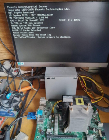 serverova-doska-hp-a-procesor-xeon-x3430-big-0