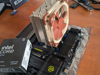 predam-kombo-core-ultra-5-250kf-plus-msi-tomahawk-z890-wif
